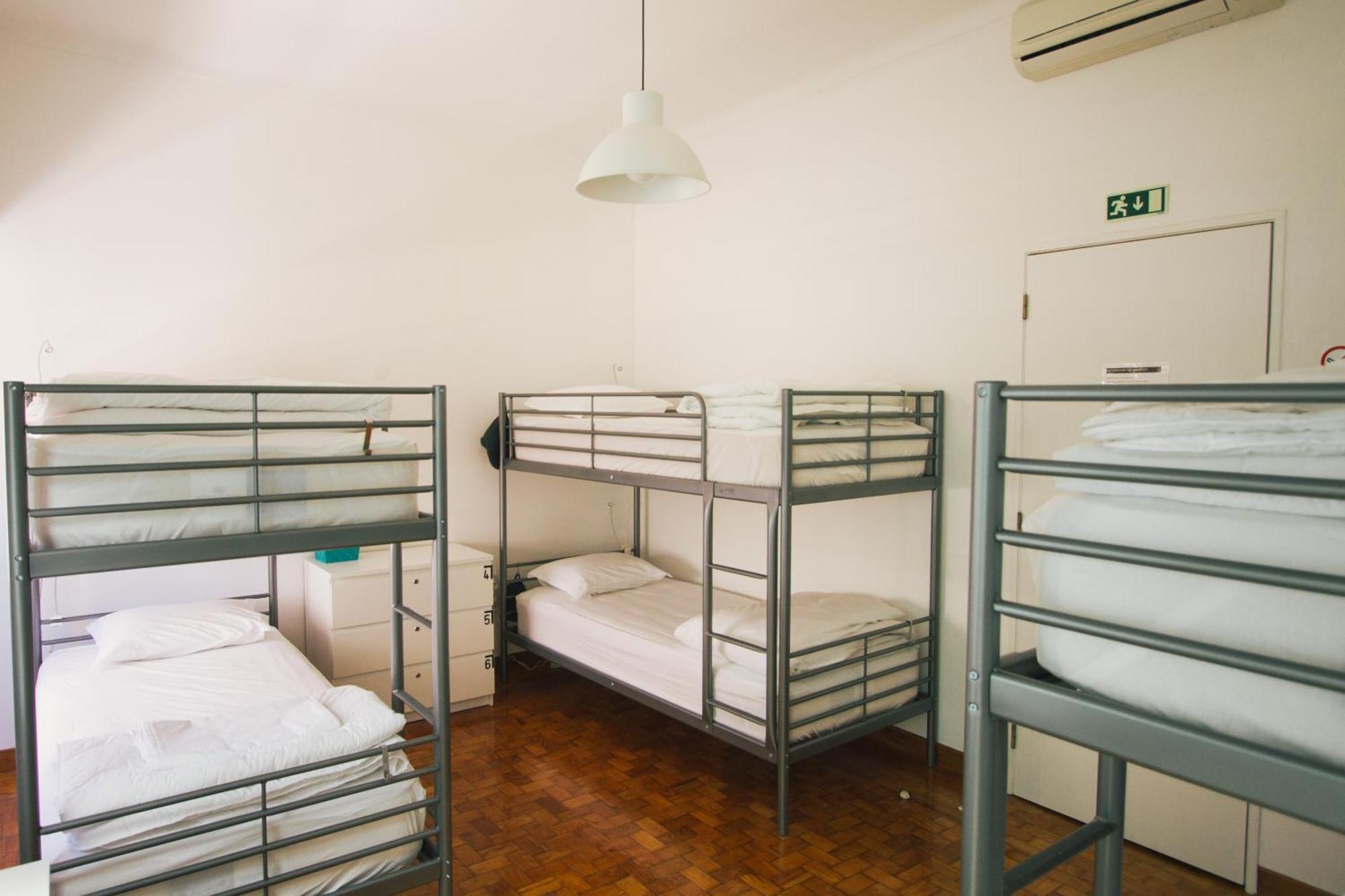 Ptm Downtown Hostel&Suites Портиман Екстериор снимка
